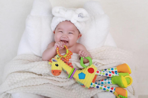 图木舒克6岁宝宝掉头发正常吗 图木舒克6岁宝宝掉头发正常吗